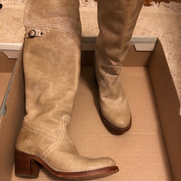 Taupe FRYE boots - Picture 3 of 4